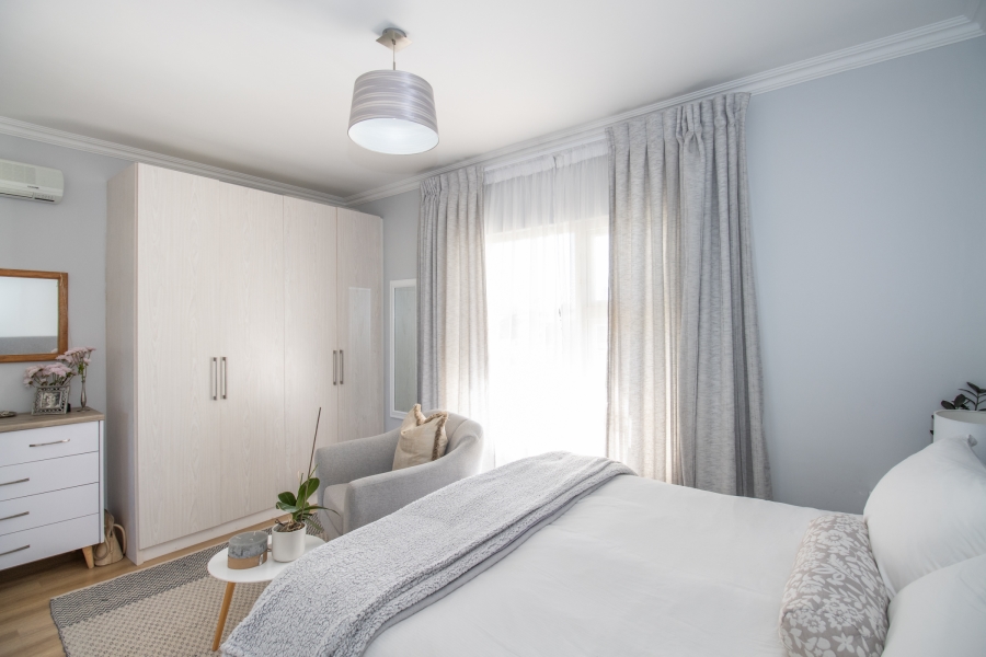 To Let 2 Bedroom Property for Rent in Fish Hoek Western Cape